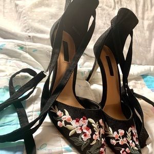 Beautiful Embroidered Lace Up Heels